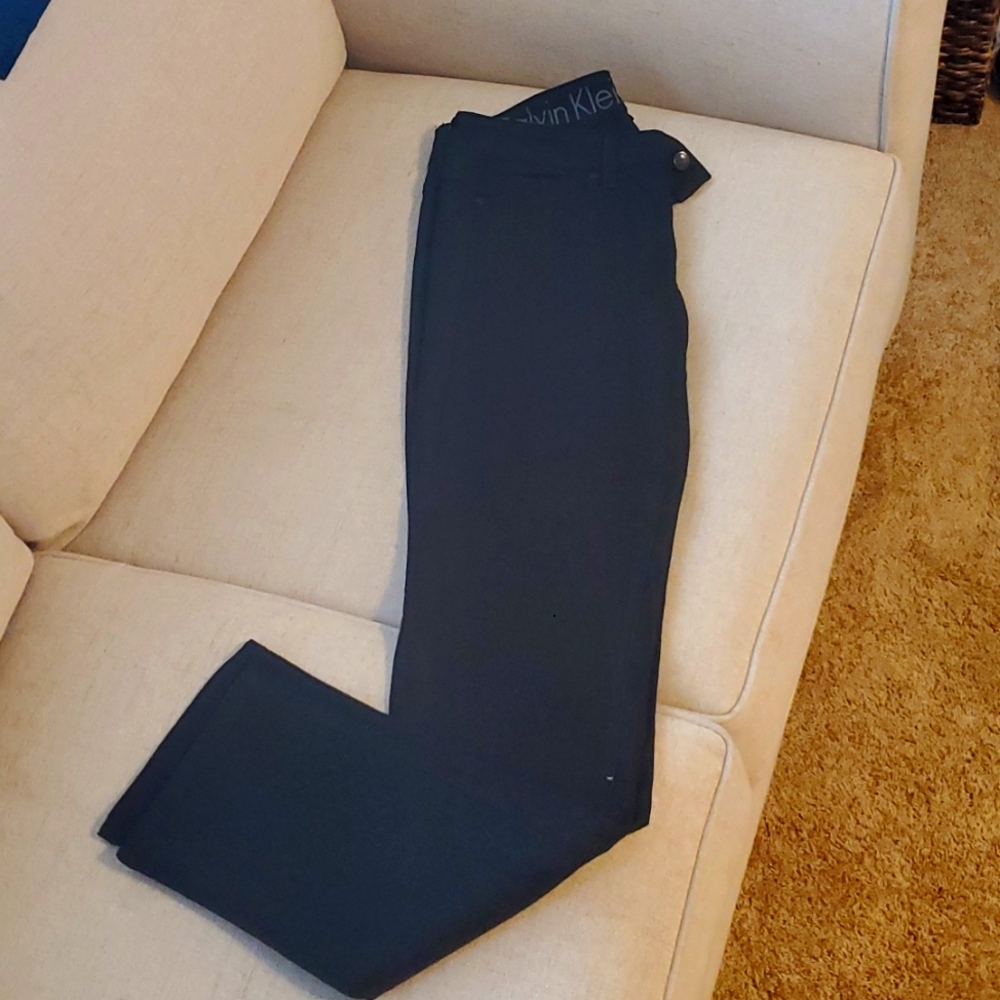 NWOT Calvin Klein black jeans